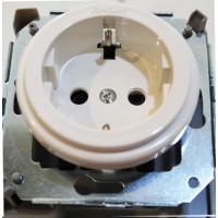 BASE DE ENCHUFE SCHUKO SERIE COLONIAL-TERMOPLASTICO BLANCO