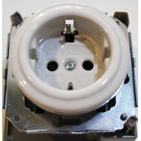 BASE DE ENCHUFE SCHUKO SERIE COLONIAL-PORCELANA BLANCA