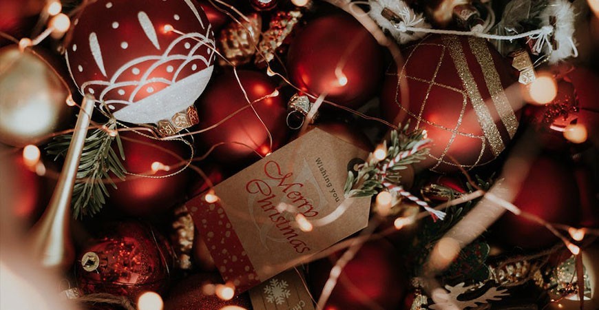 Bolas y Figuras LED navideñas